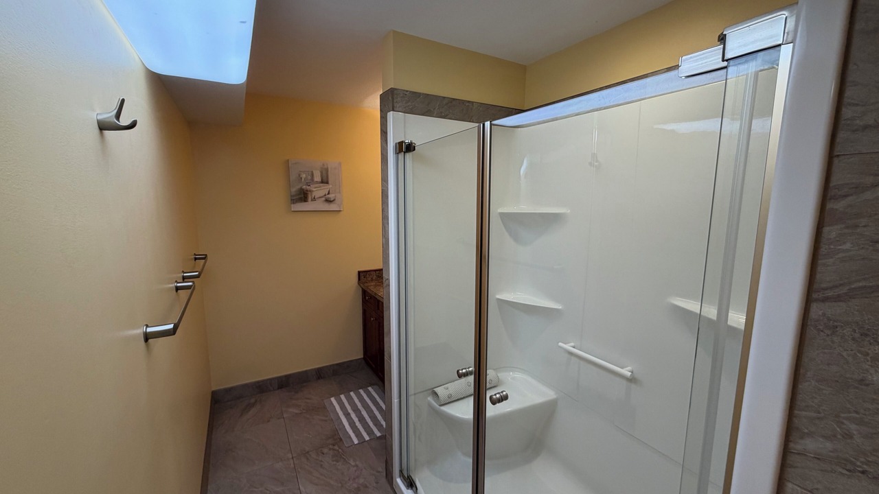 Photo of Bathroom in Okanagan-Similkameen