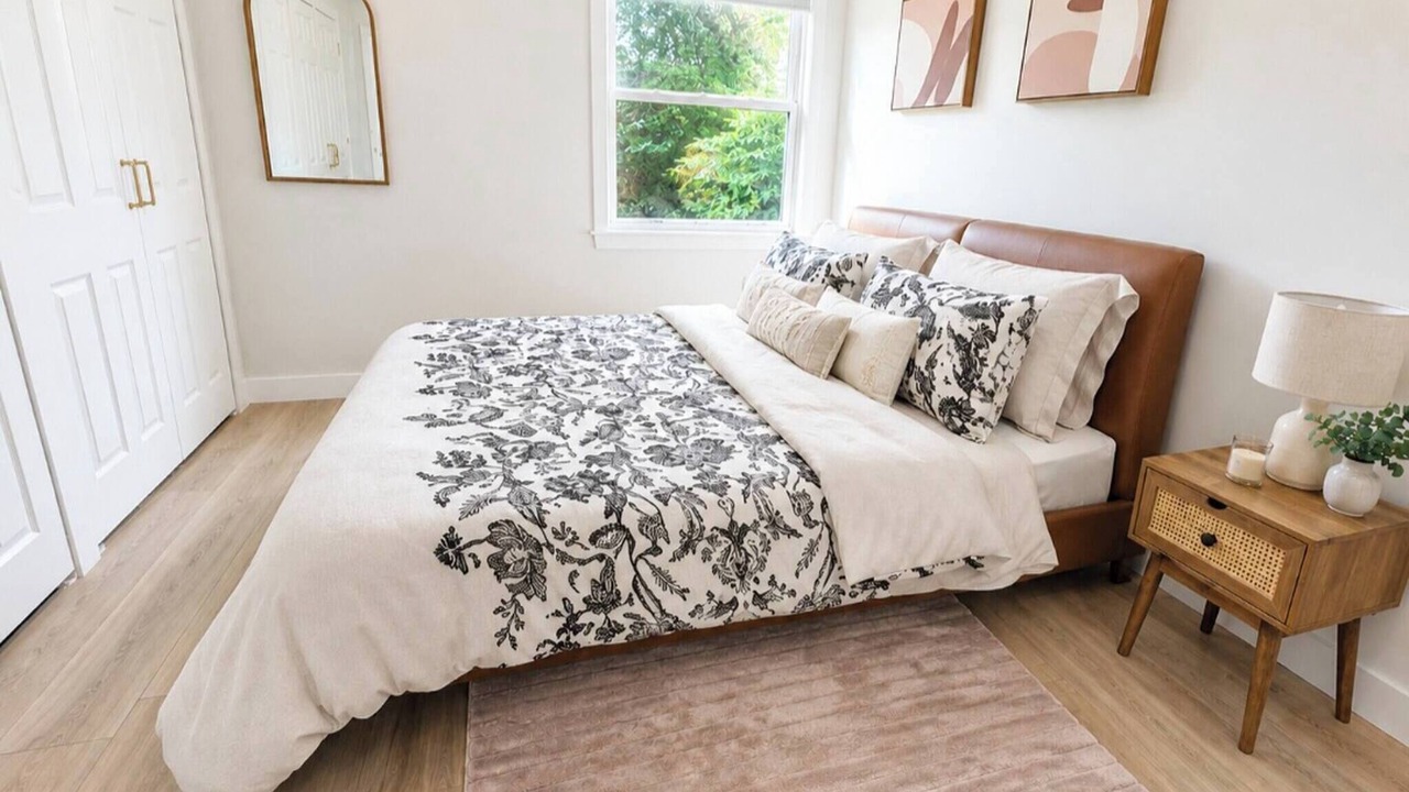 Photo of Bedroom in Ottawa Division