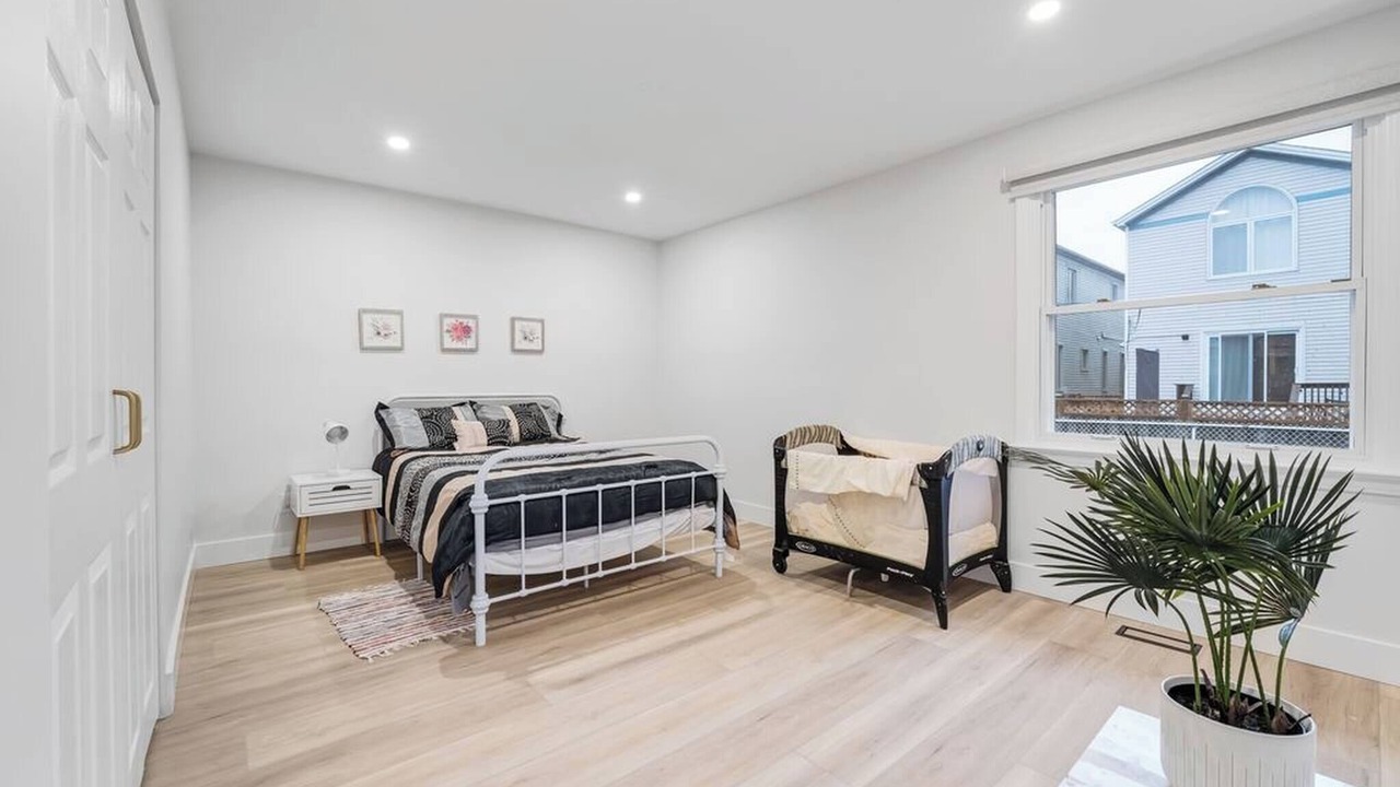 Photo of Bedroom in Ottawa Division