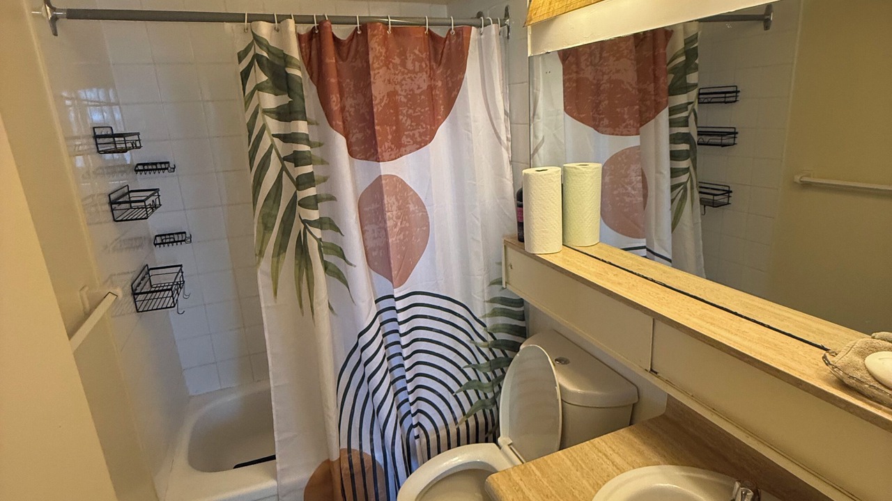 Photo of Bathroom in Briar Hill - Belgravia