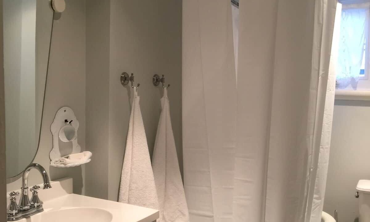 Photo of Bathroom in Delta