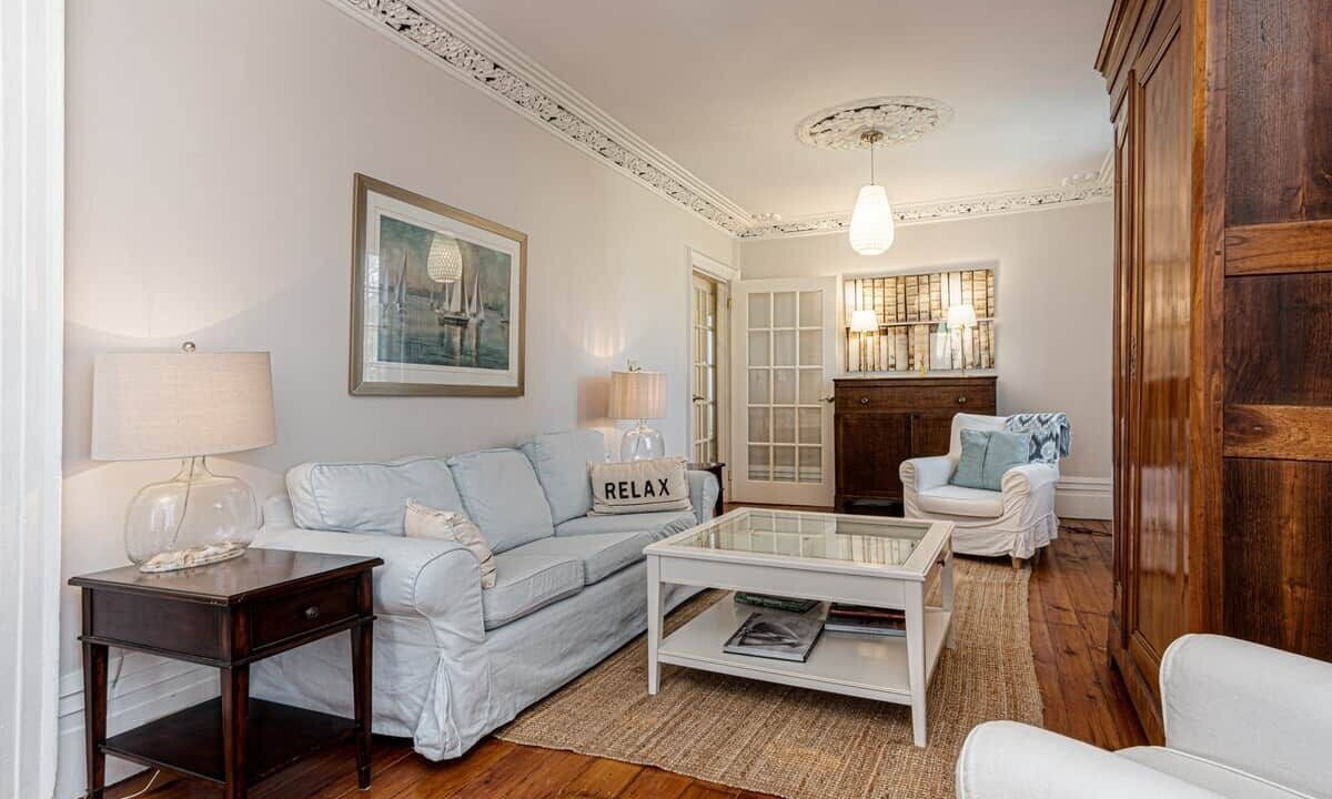 Photo of Livingroom in Delta