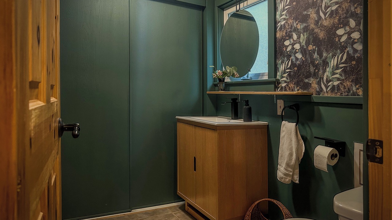 Photo of Bathroom in Dyer's Bay