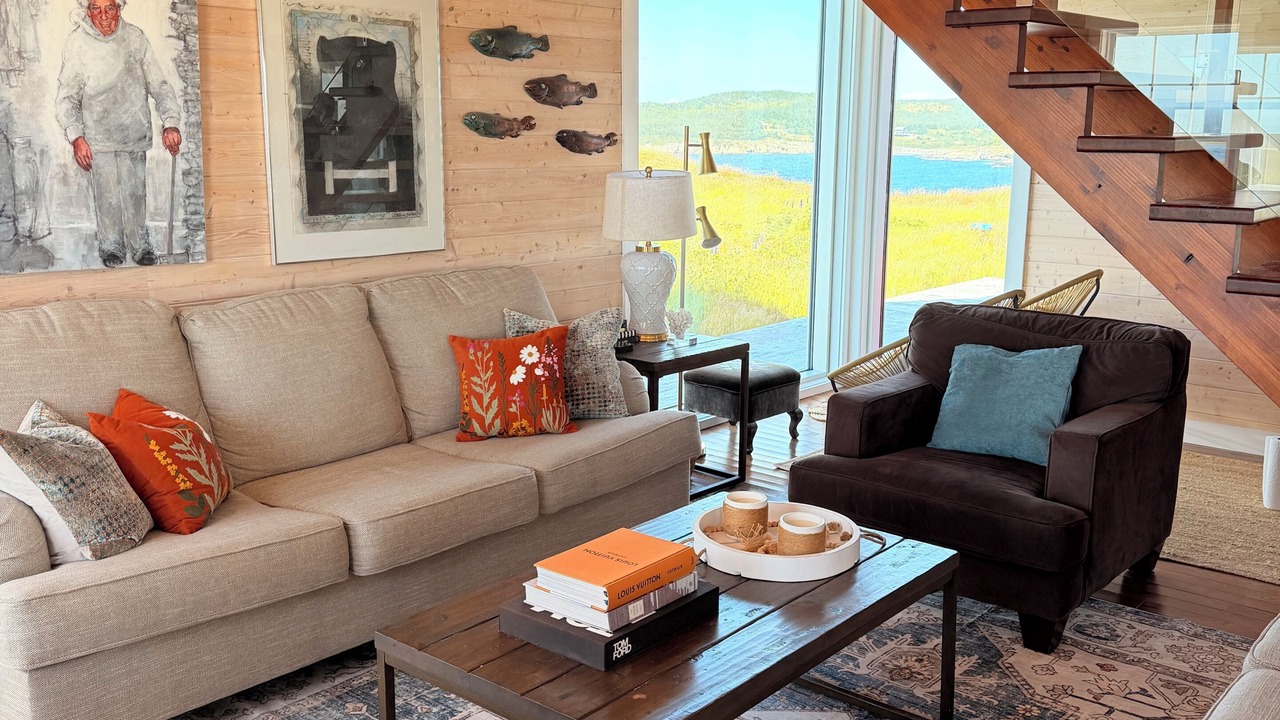 Photo of Livingroom in Terra Nova