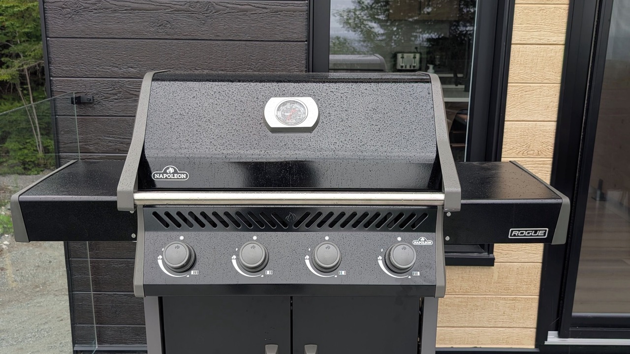 Photo of Outdoor in Adstock