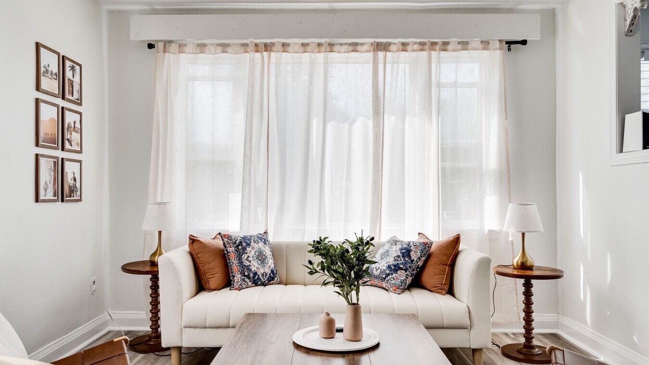 Photo of Livingroom in Sunnyside