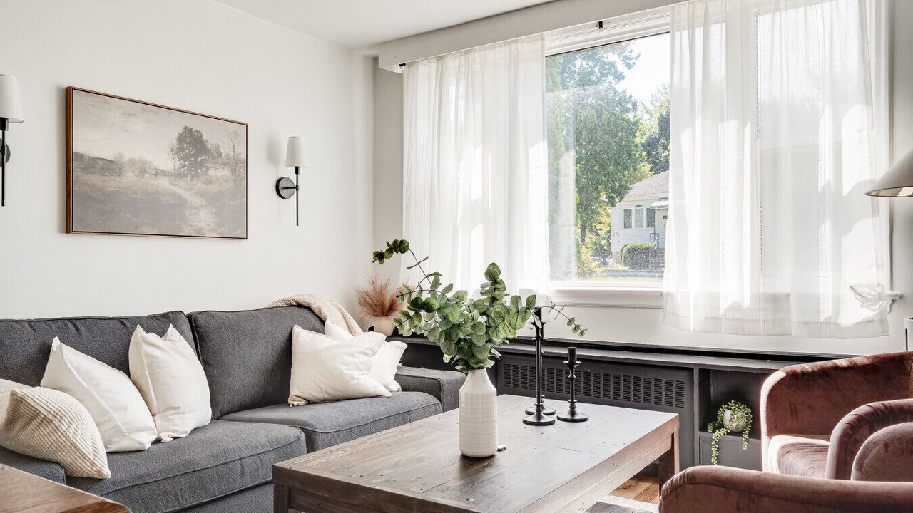 Photo of Livingroom in Sunnyside