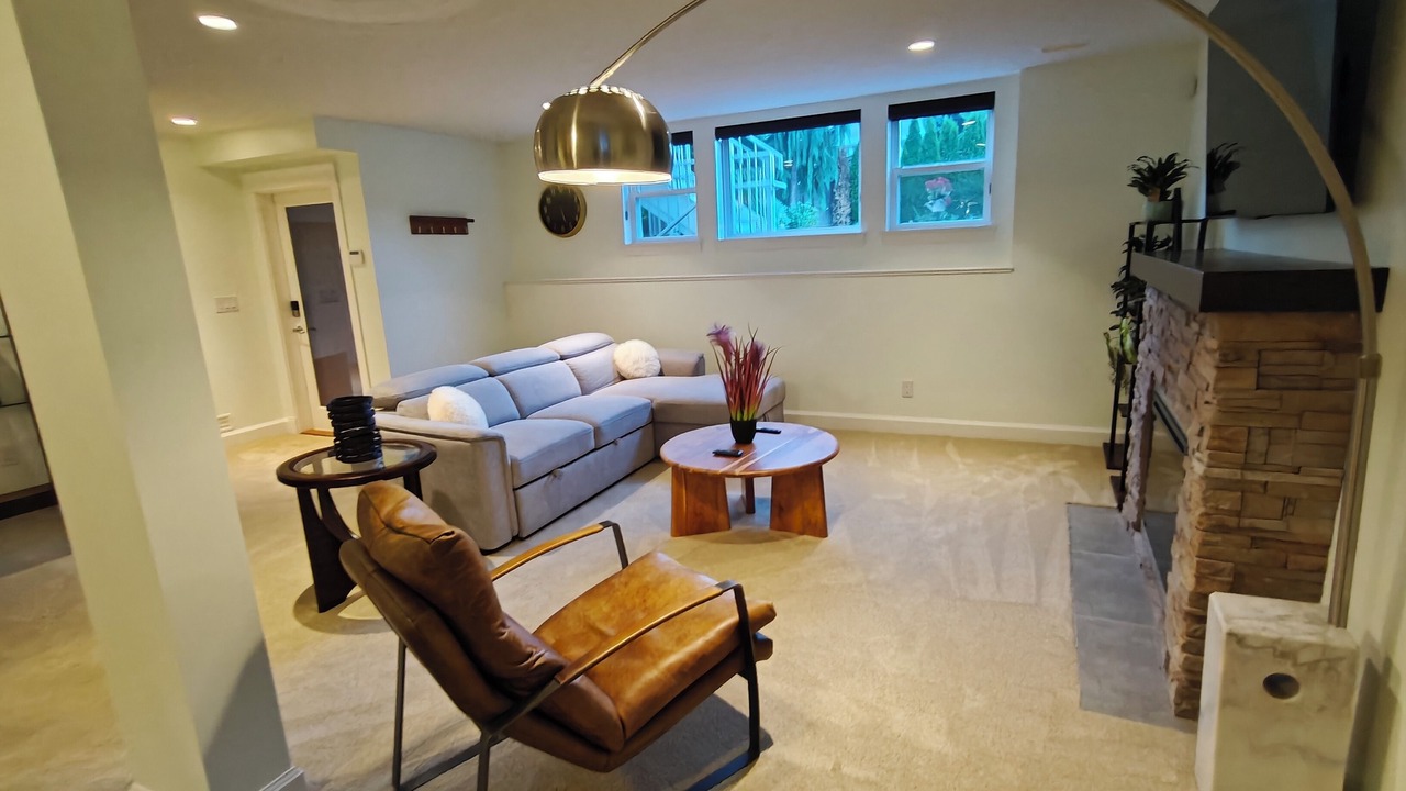 Photo of Livingroom in Surrey