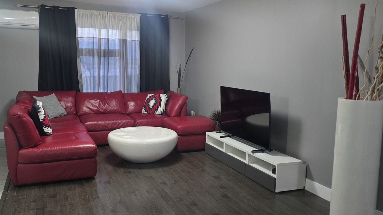 Photo of Livingroom in Riverview