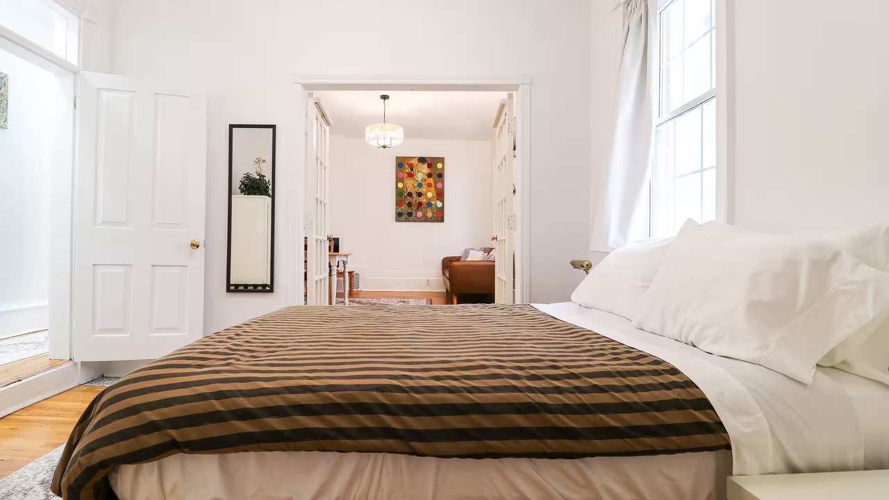Photo of Bedroom in Cabbagetown South