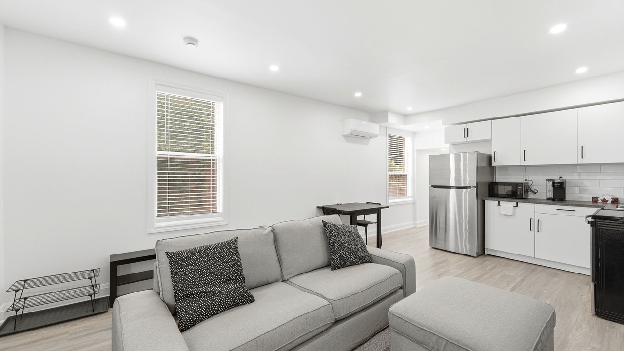 Photo of Livingroom in Brantford
