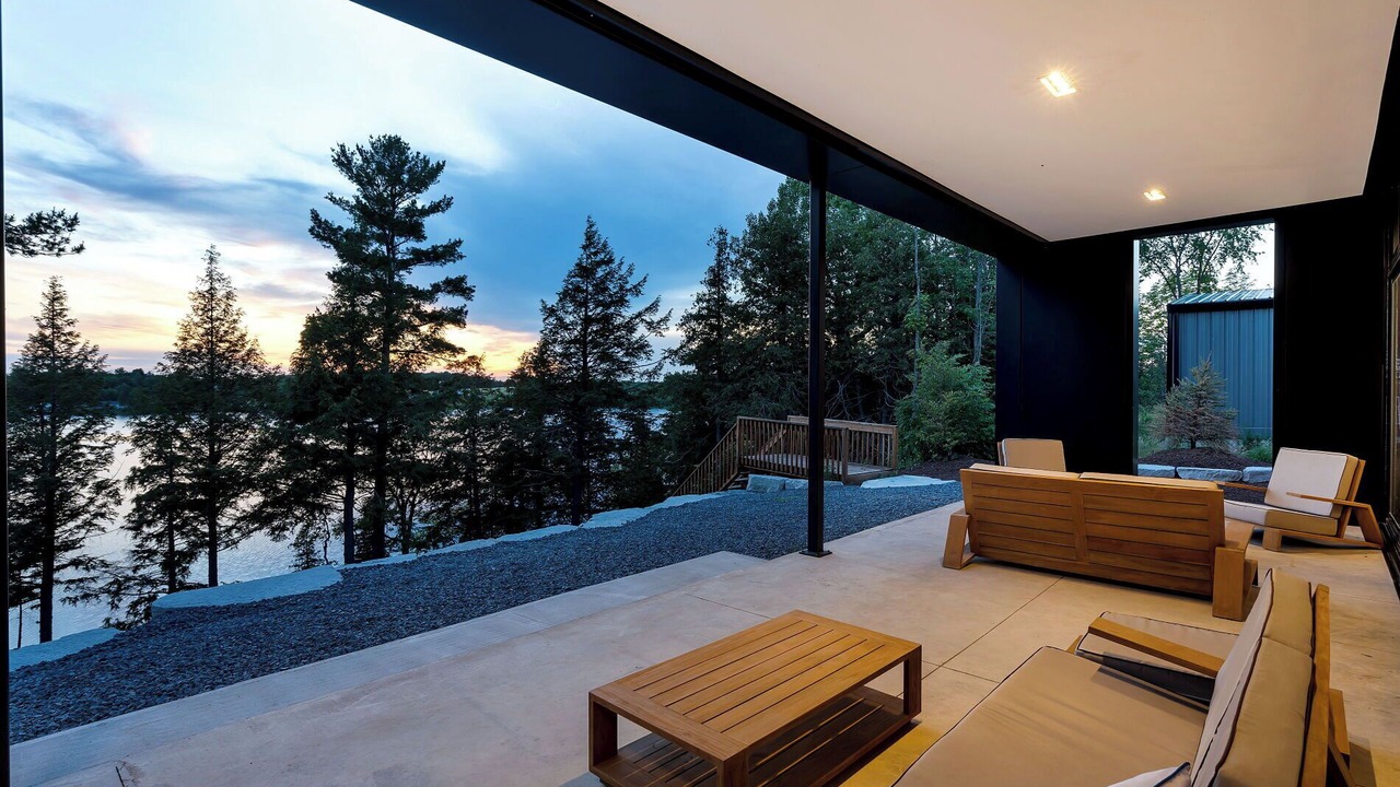 Photo of Patio Balcony in Erinsville