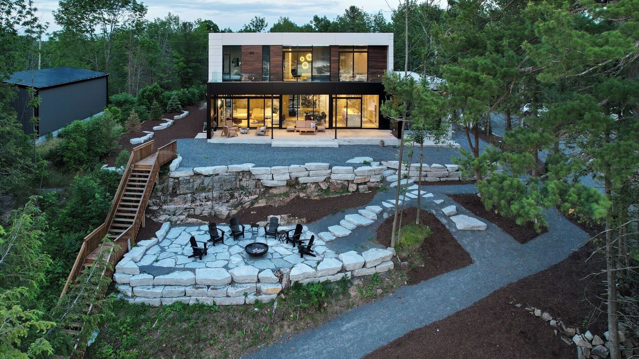 Photo of Outdoor in Erinsville