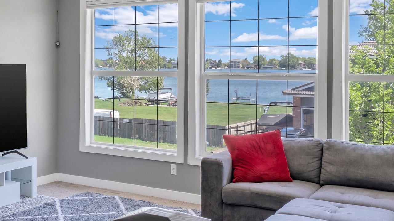 Photo of Livingroom in Chestermere