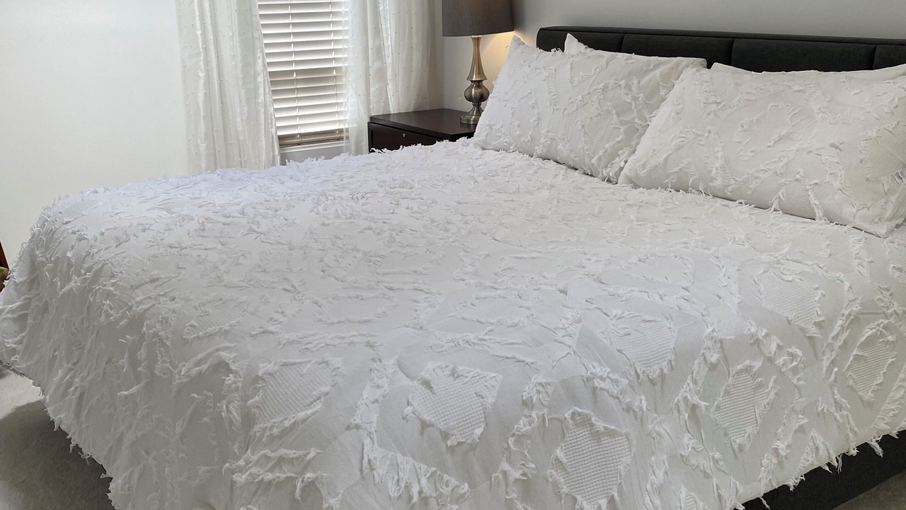 Photo of Bedroom in Okanagan-Similkameen