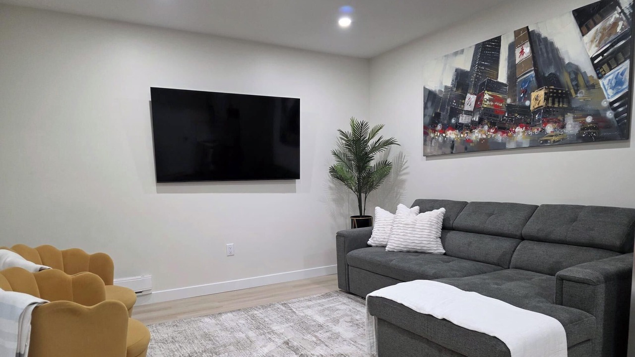 Photo of Livingroom in Regina