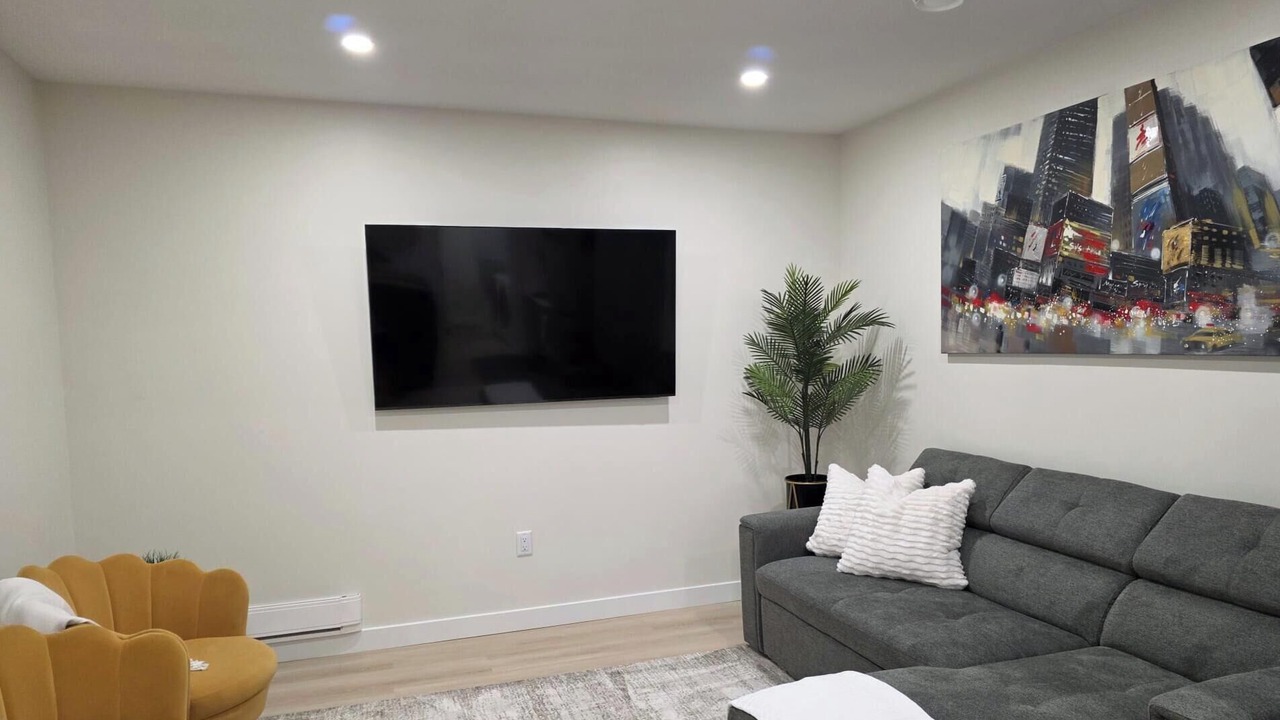 Photo of Livingroom in Regina