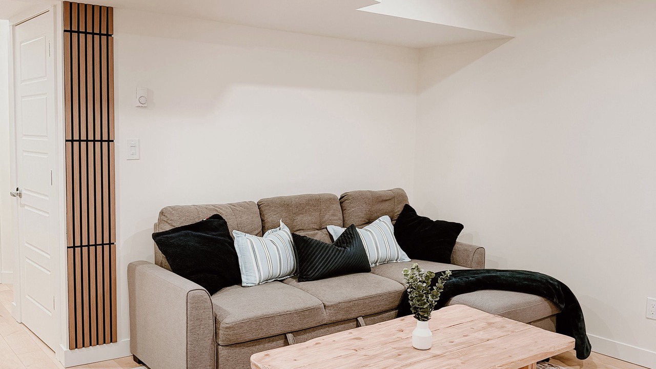Photo of Livingroom in Regina