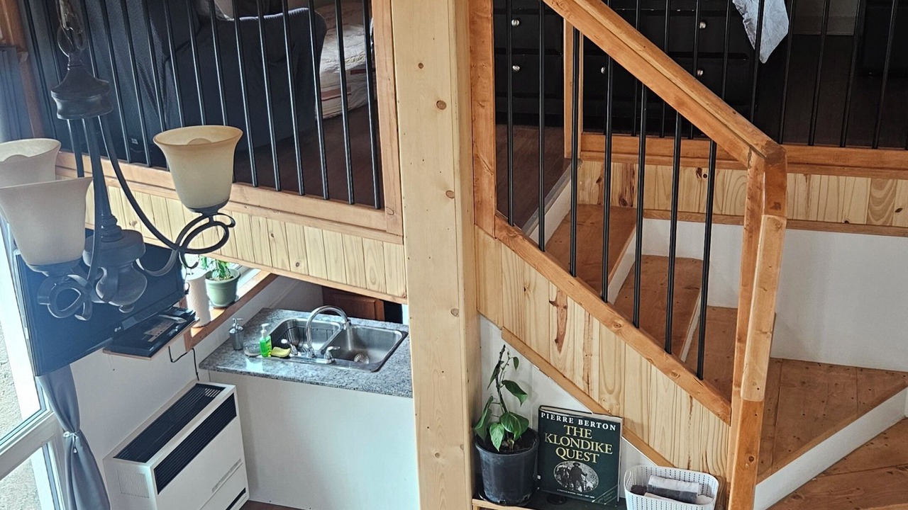 Photo of Bedroom in Whitehorse