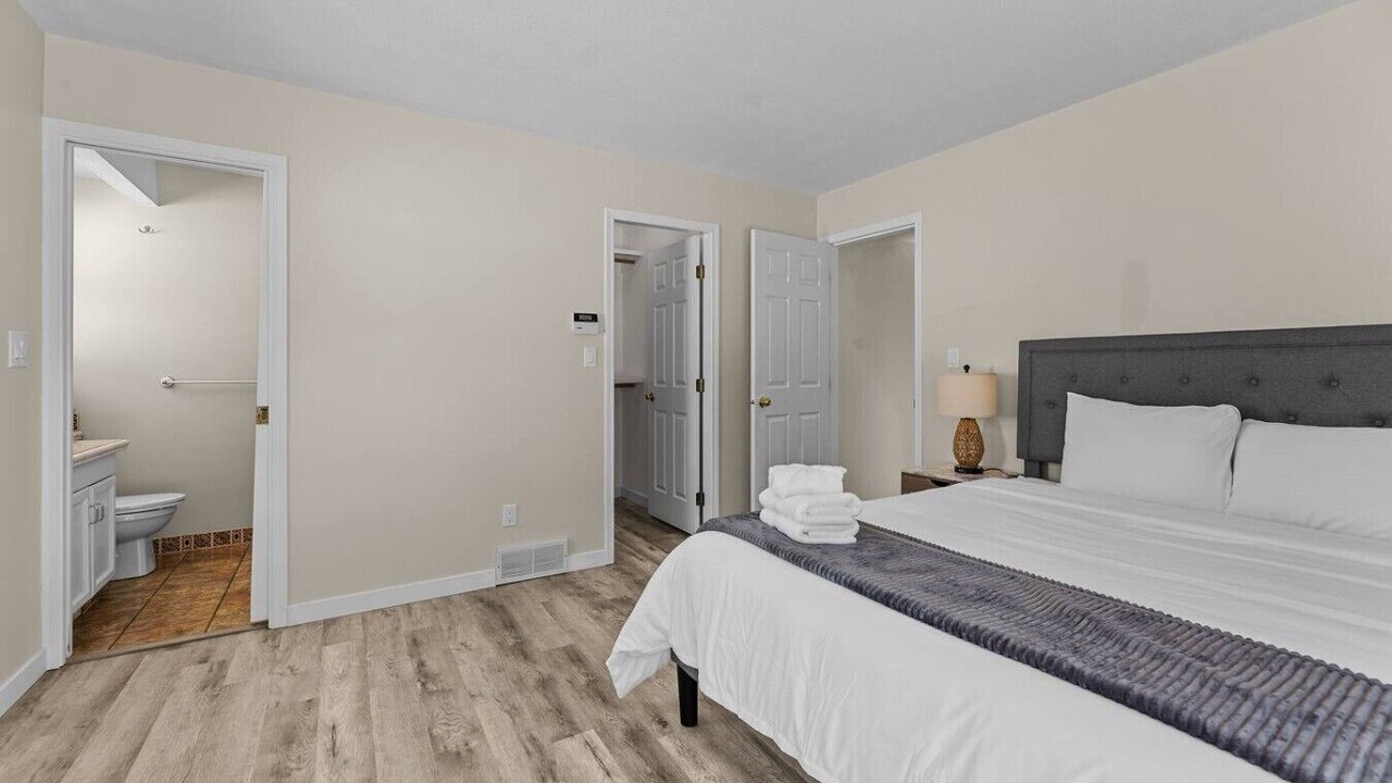 Photo of Bedroom in North Glenmore