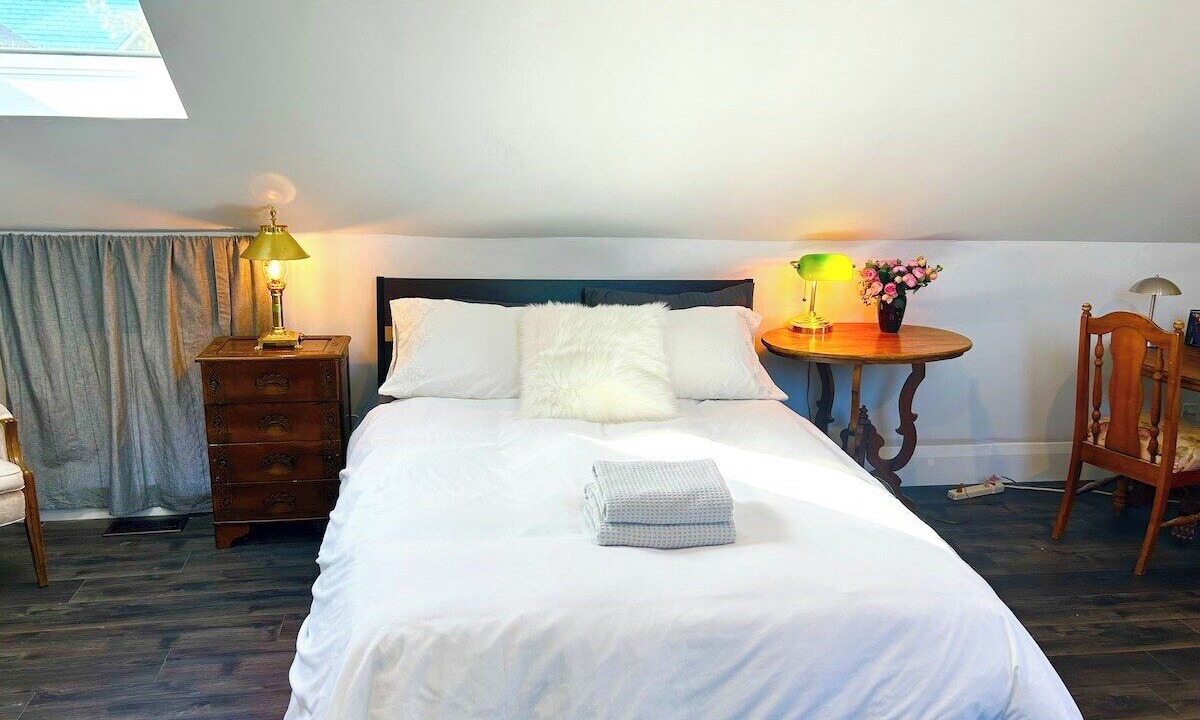 Photo of Bedroom in Campbellford