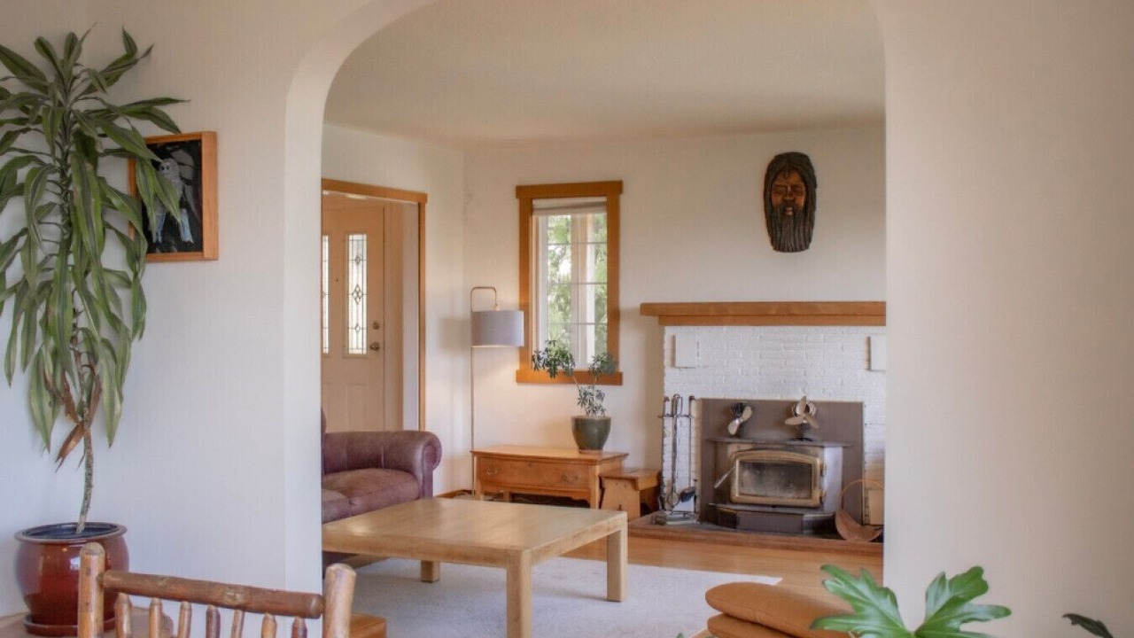 Photo of Livingroom in Ucluelet