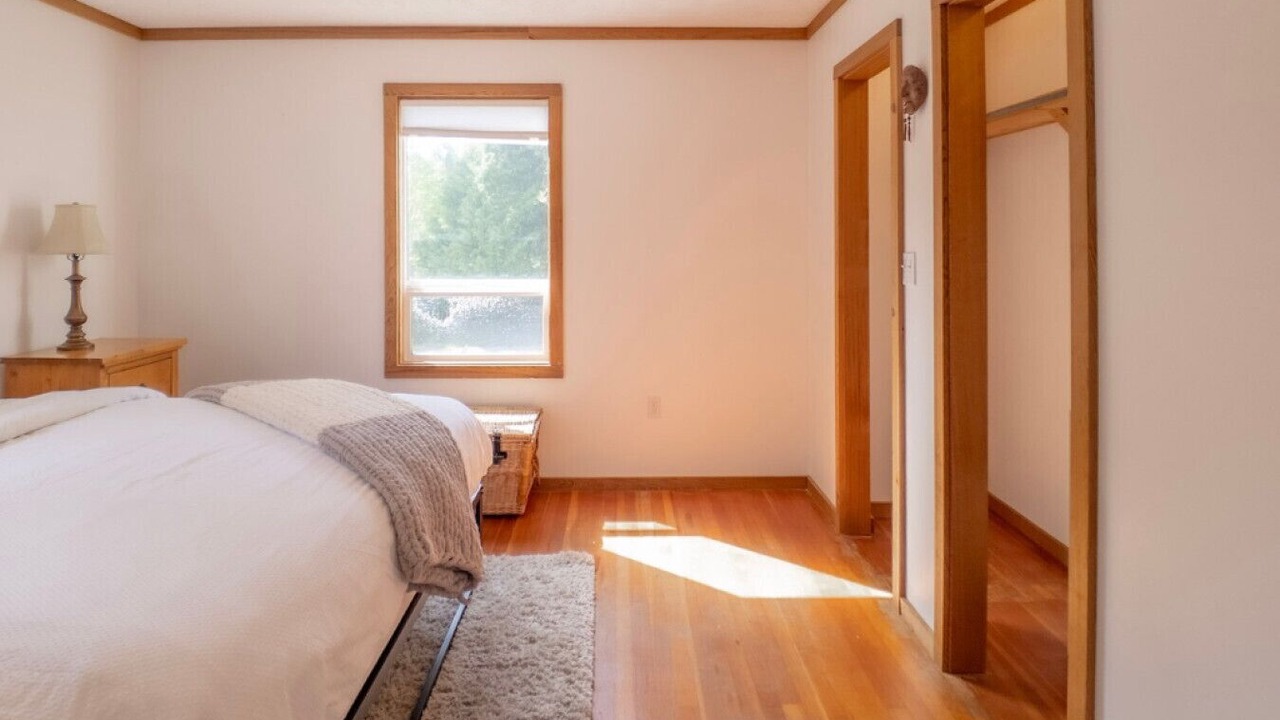 Photo of Bedroom in Ucluelet