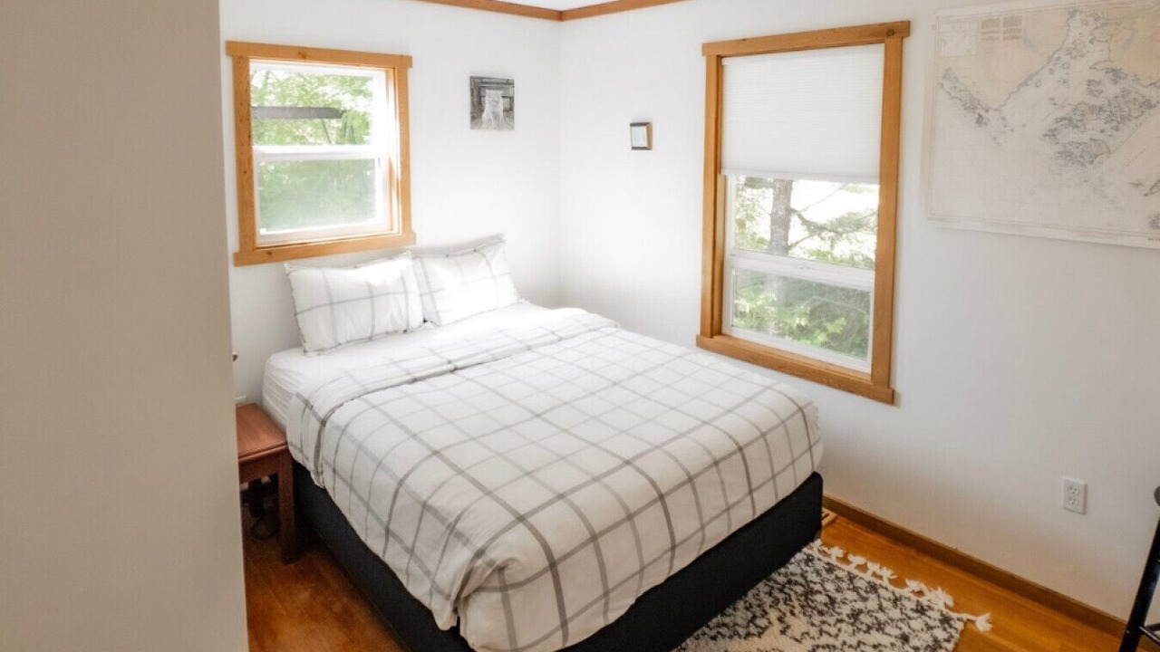 Photo of Bedroom in Ucluelet