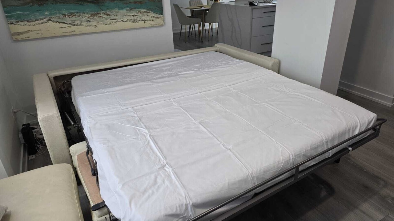Photo of Bedroom in Crescent Heights