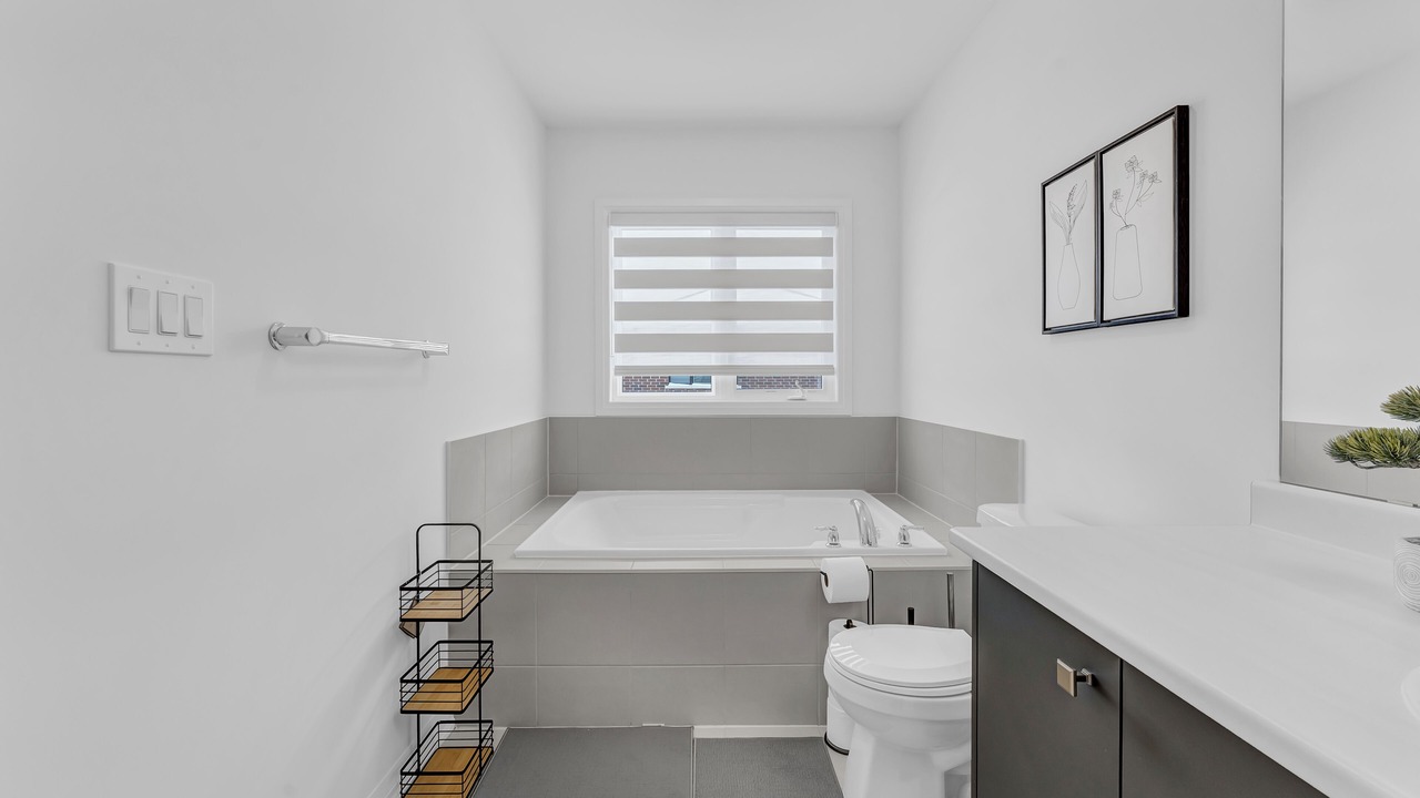 Photo of Bathroom in Caledonia
