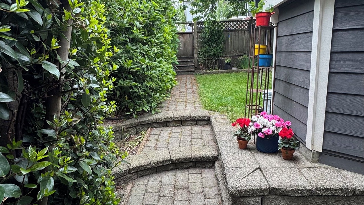 Photo of Outdoor in Riley Park