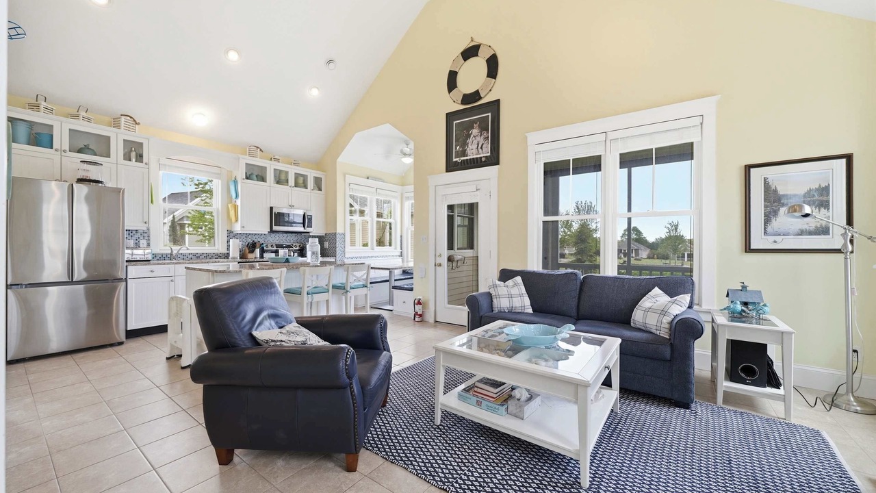 Photo of Livingroom in Cherry Valley