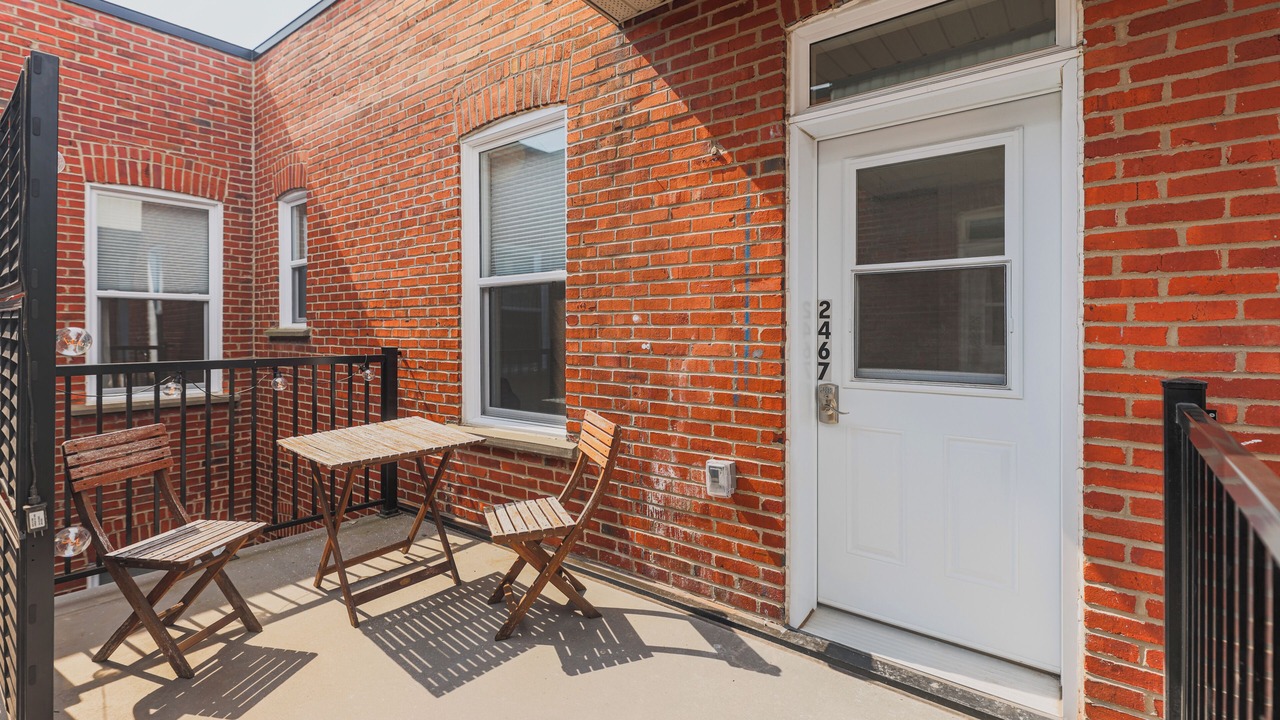 Photo of Patio Balcony in De Lorimier