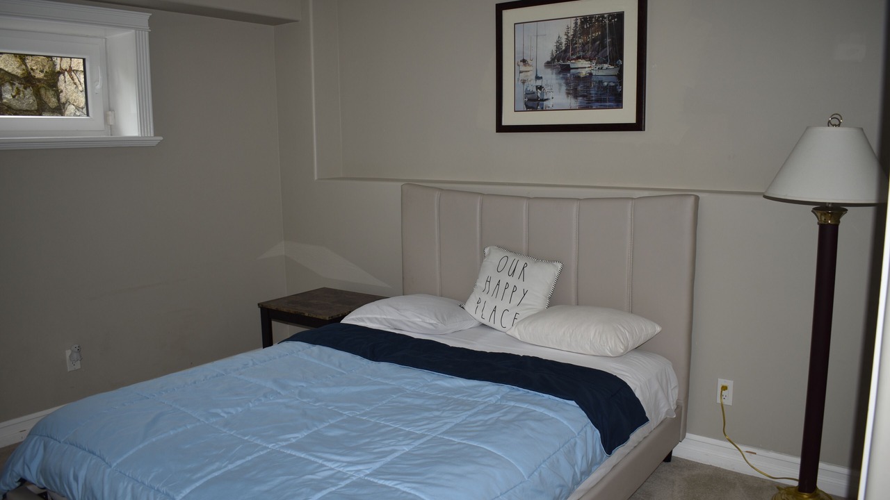 Photo of Bedroom in Gordon Head