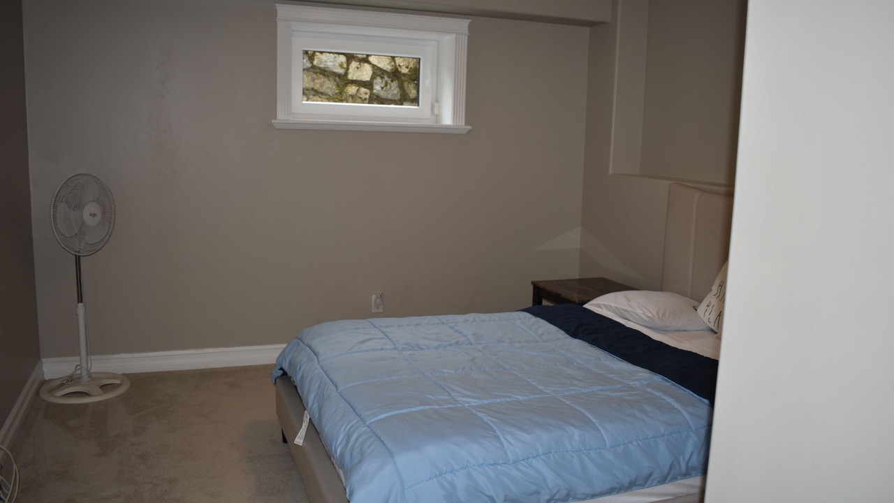 Photo of Bedroom in Gordon Head