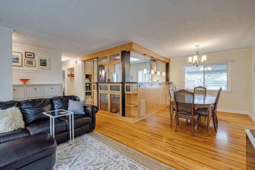 Photo of Livingroom in Northwest Calgary
