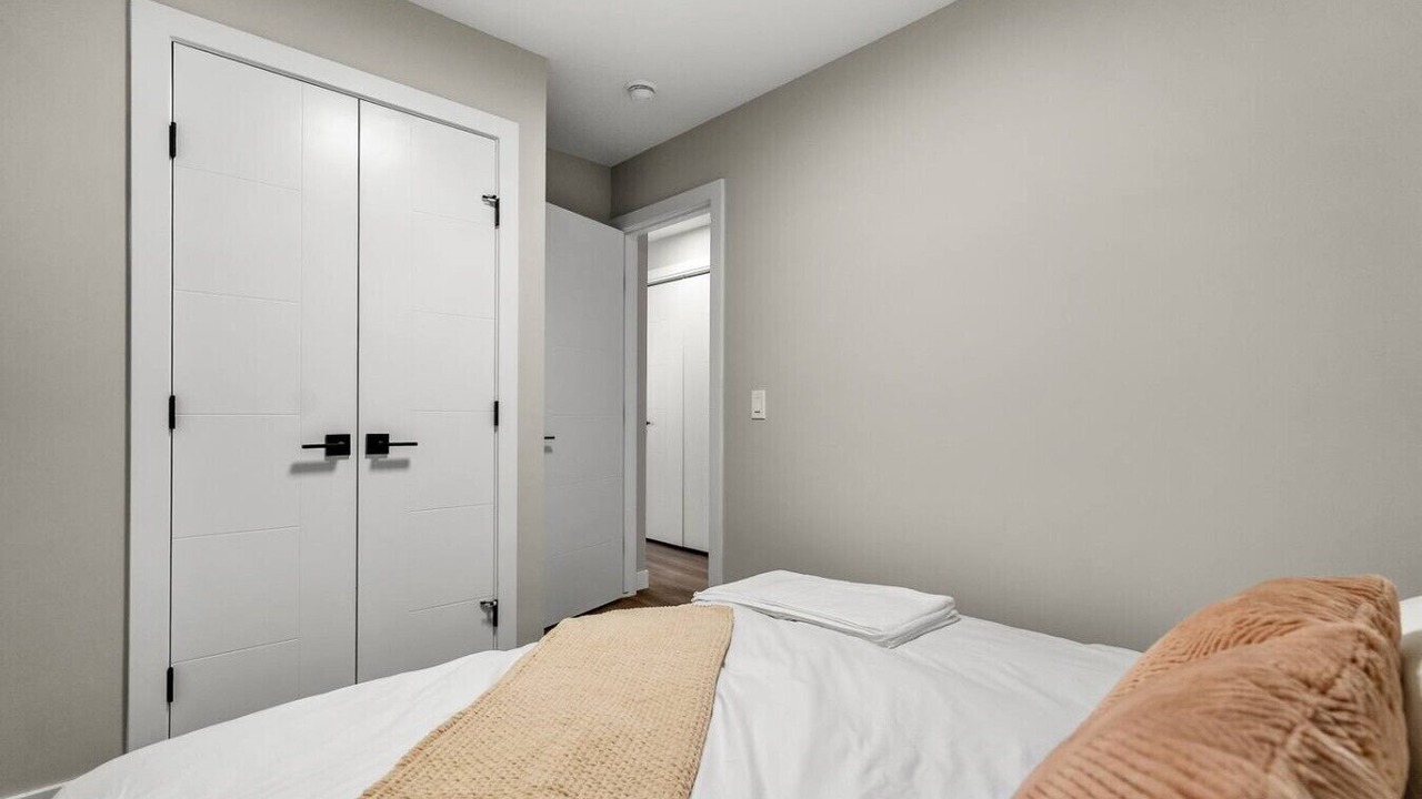 Photo of Bedroom in Banff Trail