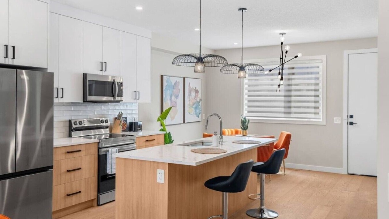 Photo of Kitchen in Banff Trail