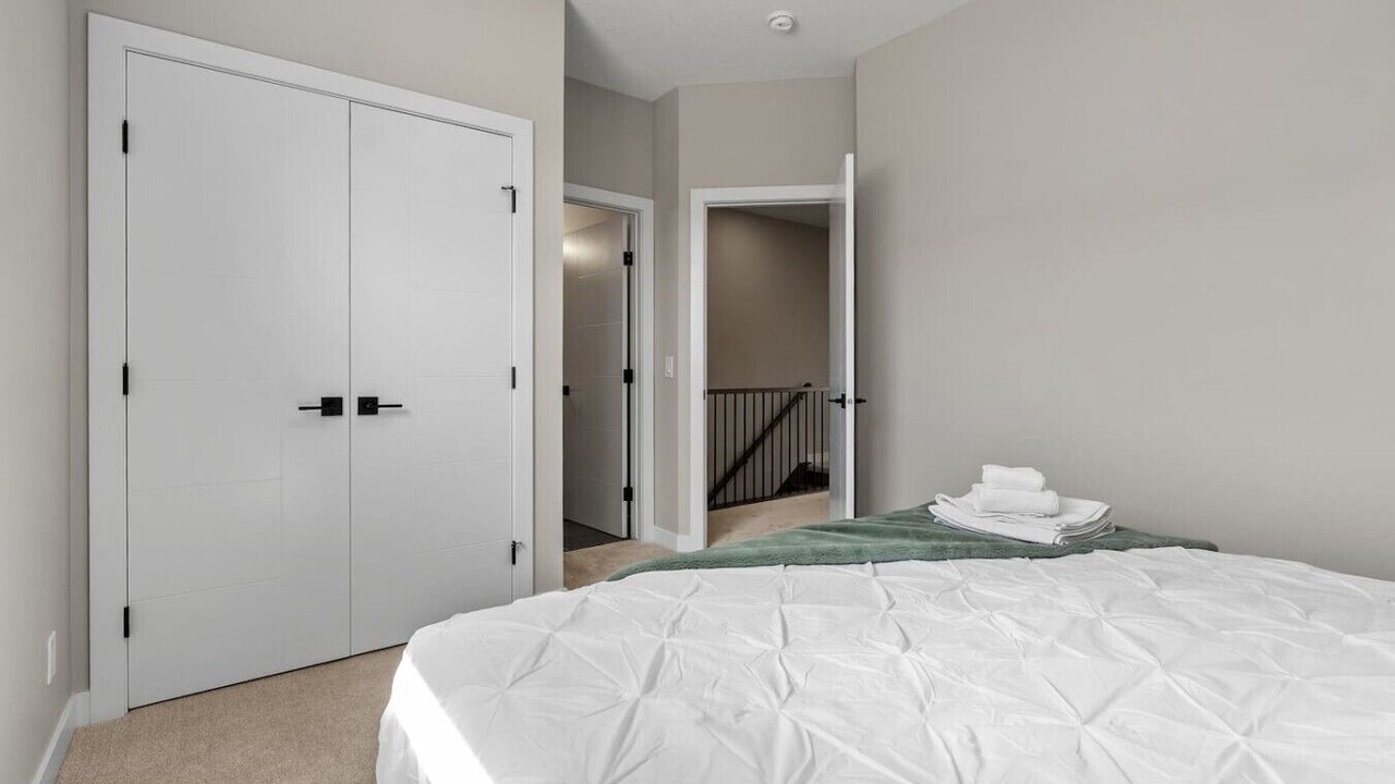Photo of Bedroom in Banff Trail