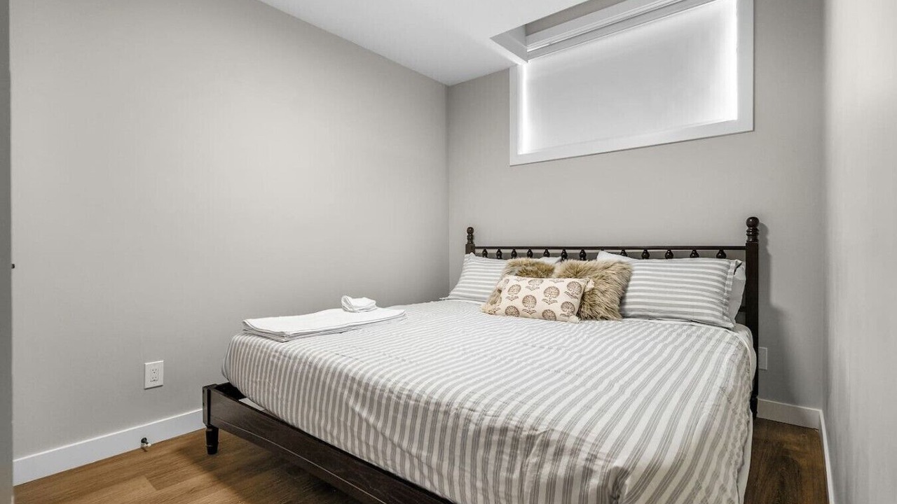 Photo of Bedroom in Banff Trail