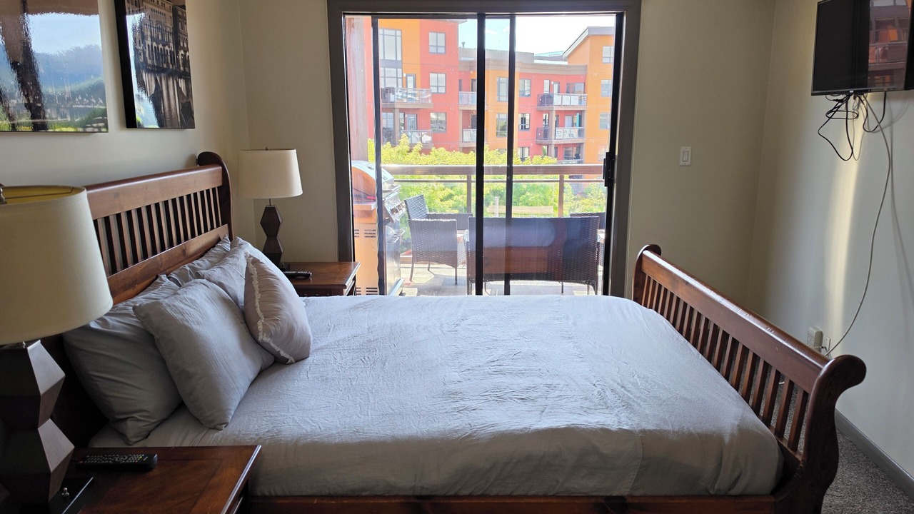 Photo of Bedroom in South Pandosy