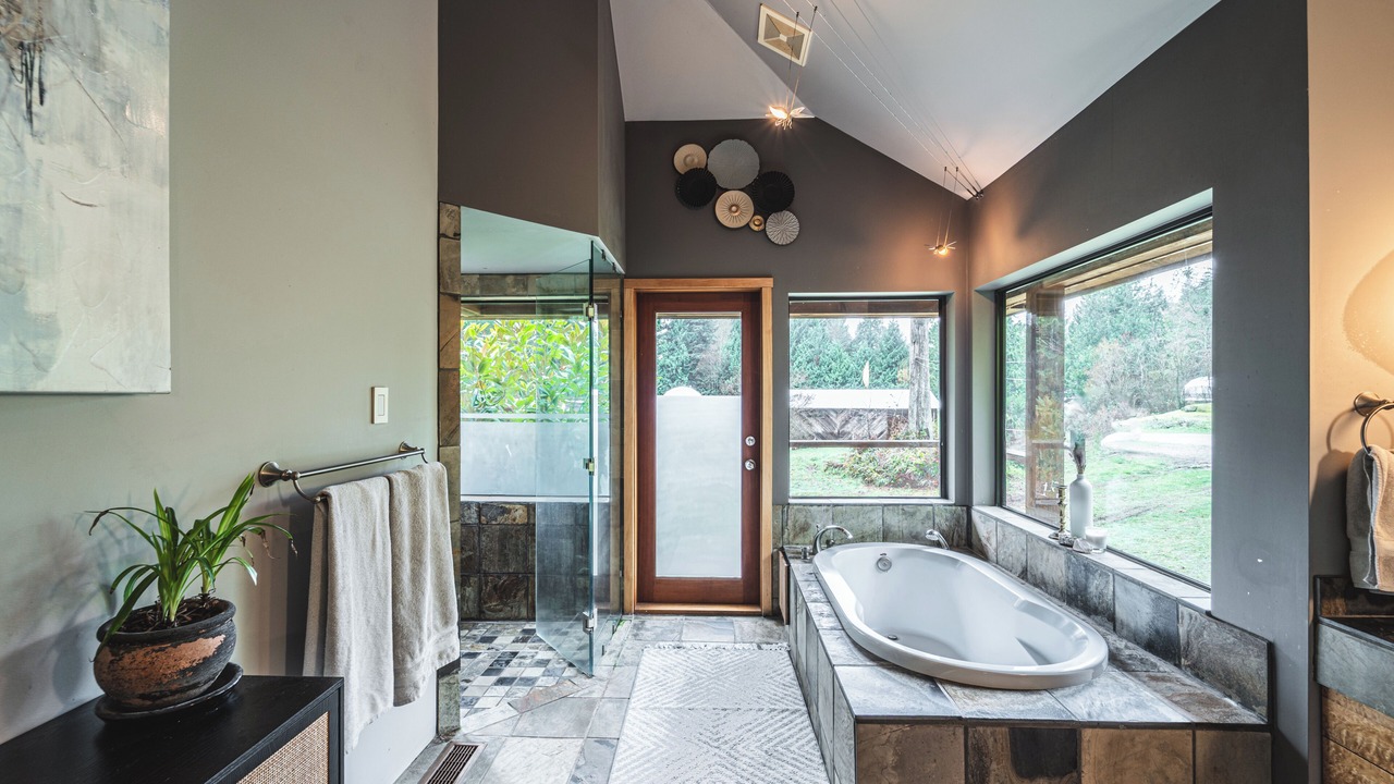 Photo of Bathroom in Wilson Creek