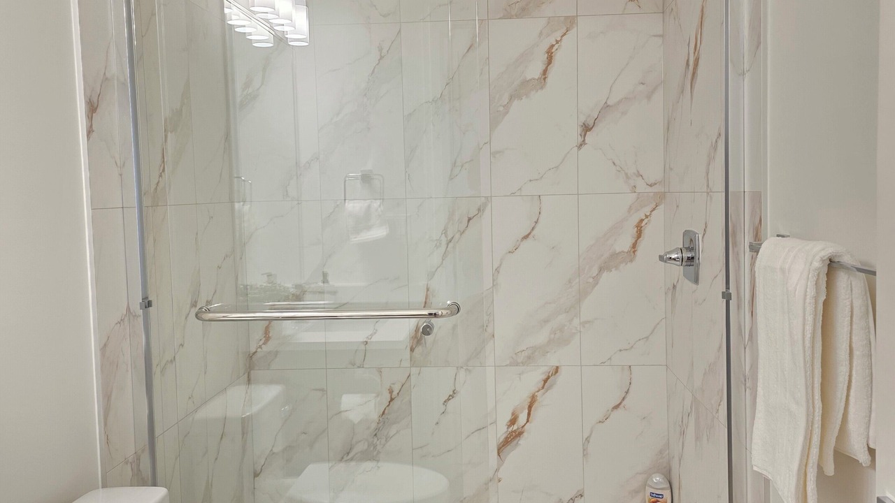 Photo of Bathroom in Division No. 11