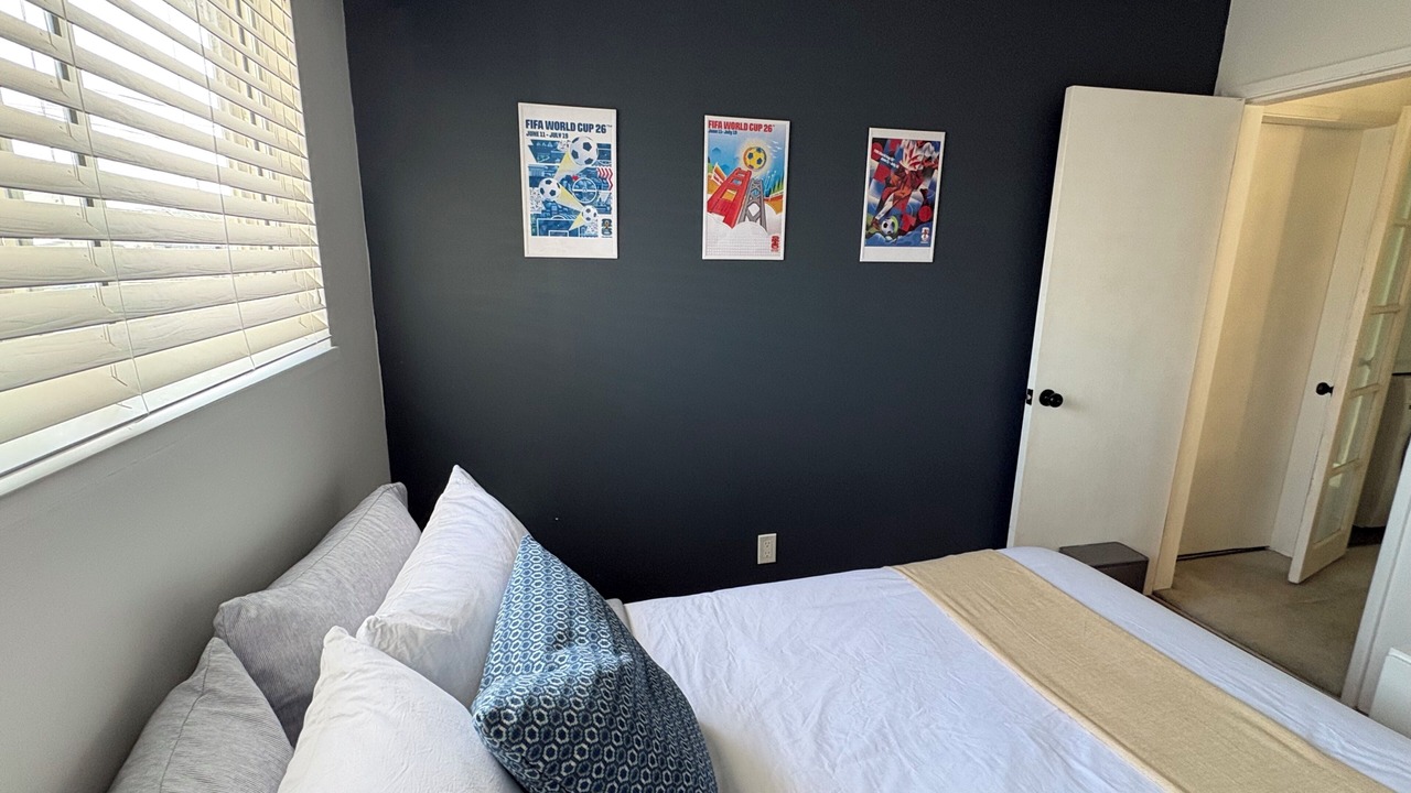 Photo of Bedroom in Sunset