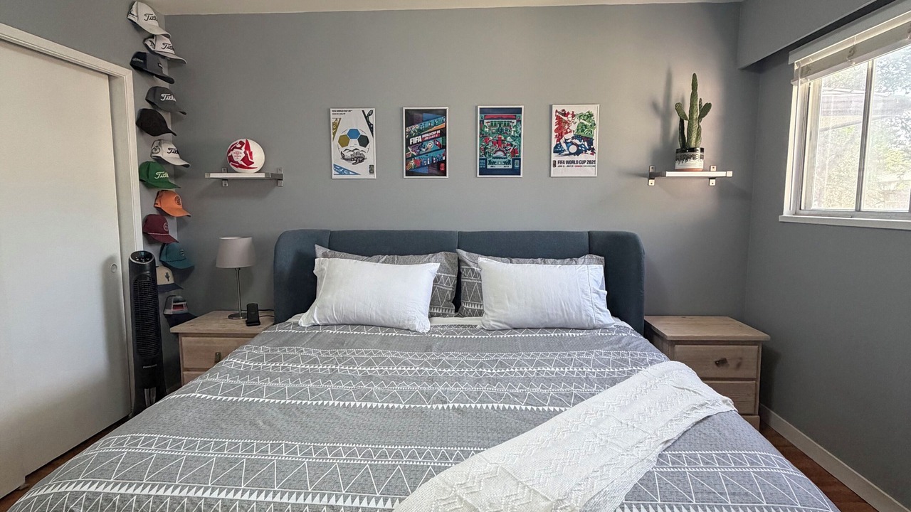 Photo of Bedroom in Sunset