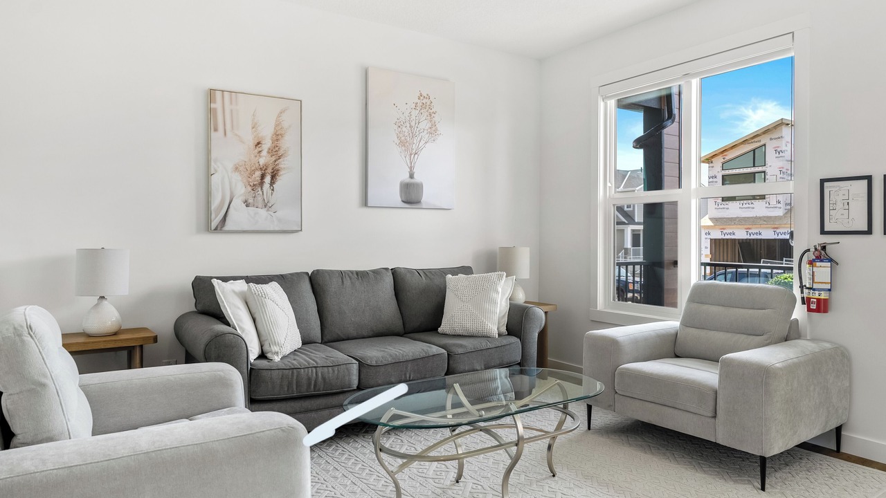 Photo of Livingroom in Southeast Calgary