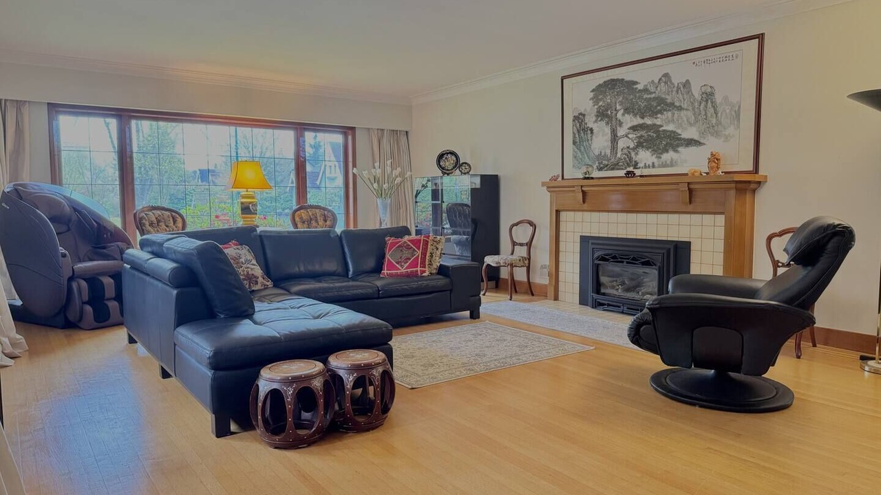 Photo of Livingroom in Shaughnessy