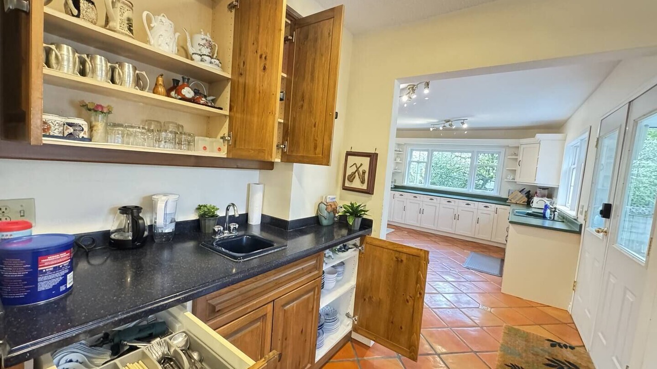 Photo of Kitchen in Shaughnessy