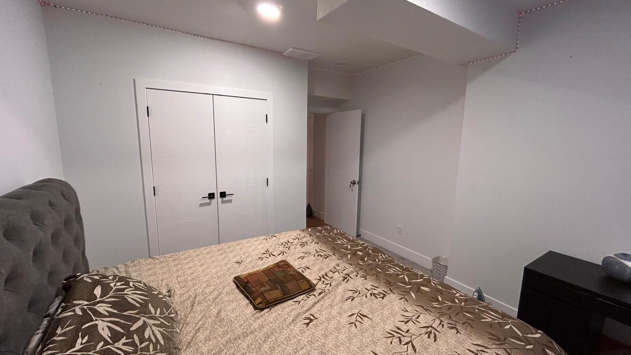 Photo of Bedroom in Division No. 11
