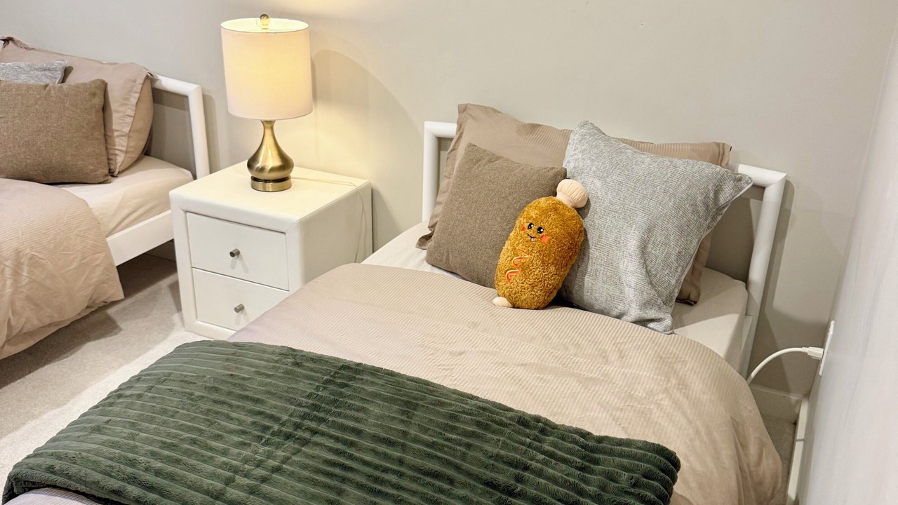 Photo of Bedroom in Hollyburn